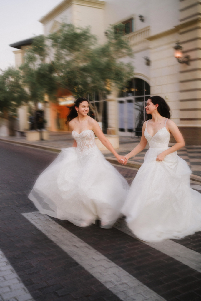 Elopement Las Vegas Tivoli Village