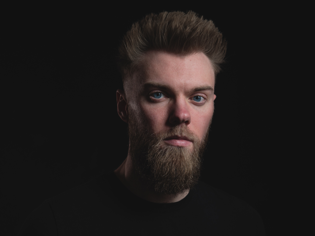 Headshots with Dramatic Lighting [Rembrandt]